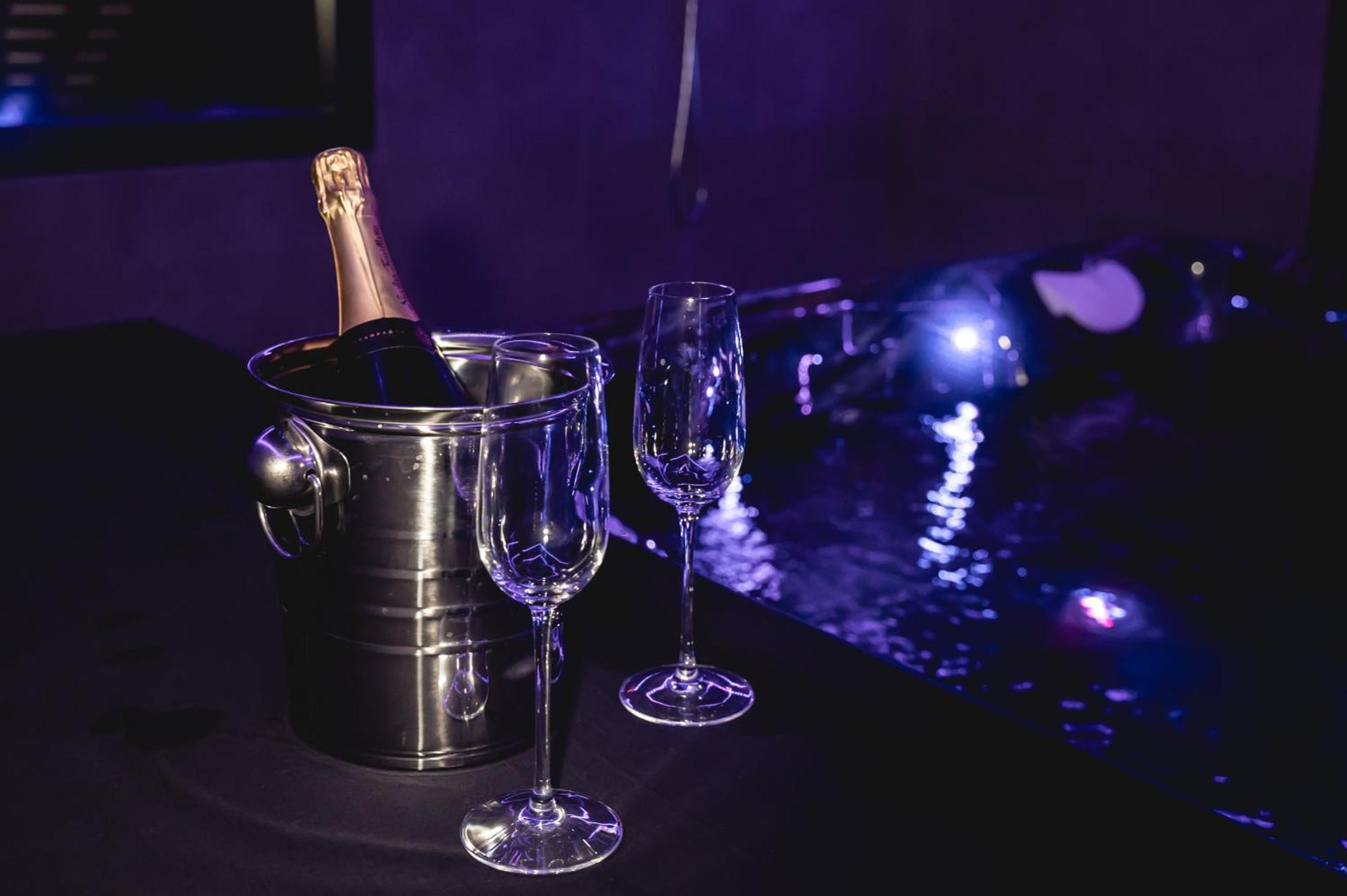 Espace Evasions Loft Love Love Room Toulouse Dış mekan fotoğraf